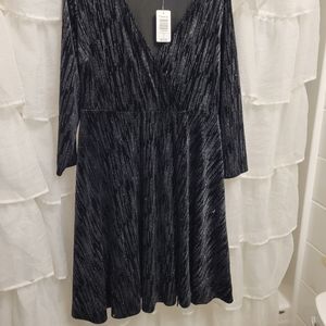 Torrid, velvet sparkle dress, size 2